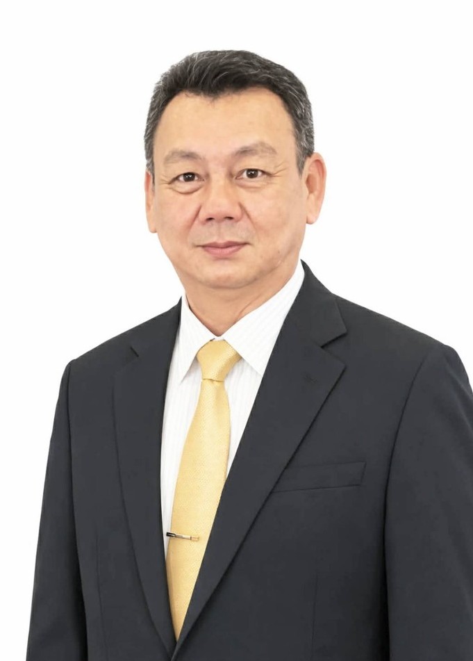 ผู้ช่วยศาสตรจารย์ ดร.ปิยะวัฒน์ ตรีวิทยา