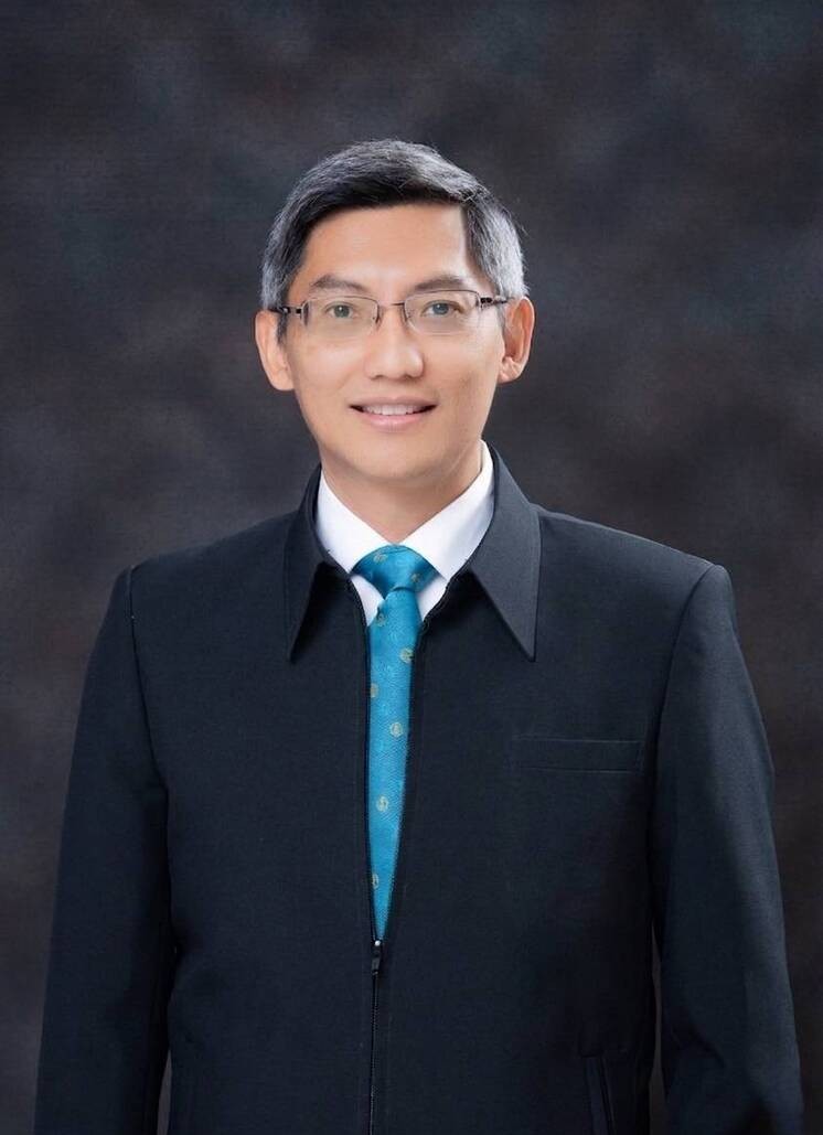 นายแพทย์สุรัตน์ ตันติทวีวรกุล